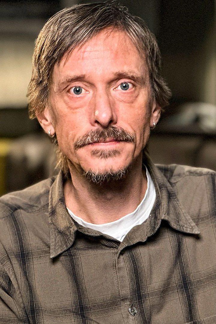Mackenzie Crook Remembers... Detectorists (mackenzie-crook-remembers-detectorists) Документальный фильм