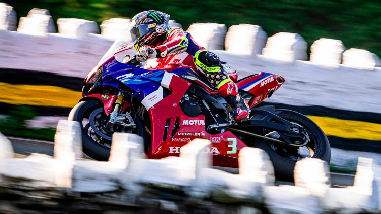 Постер Isle of Man TT