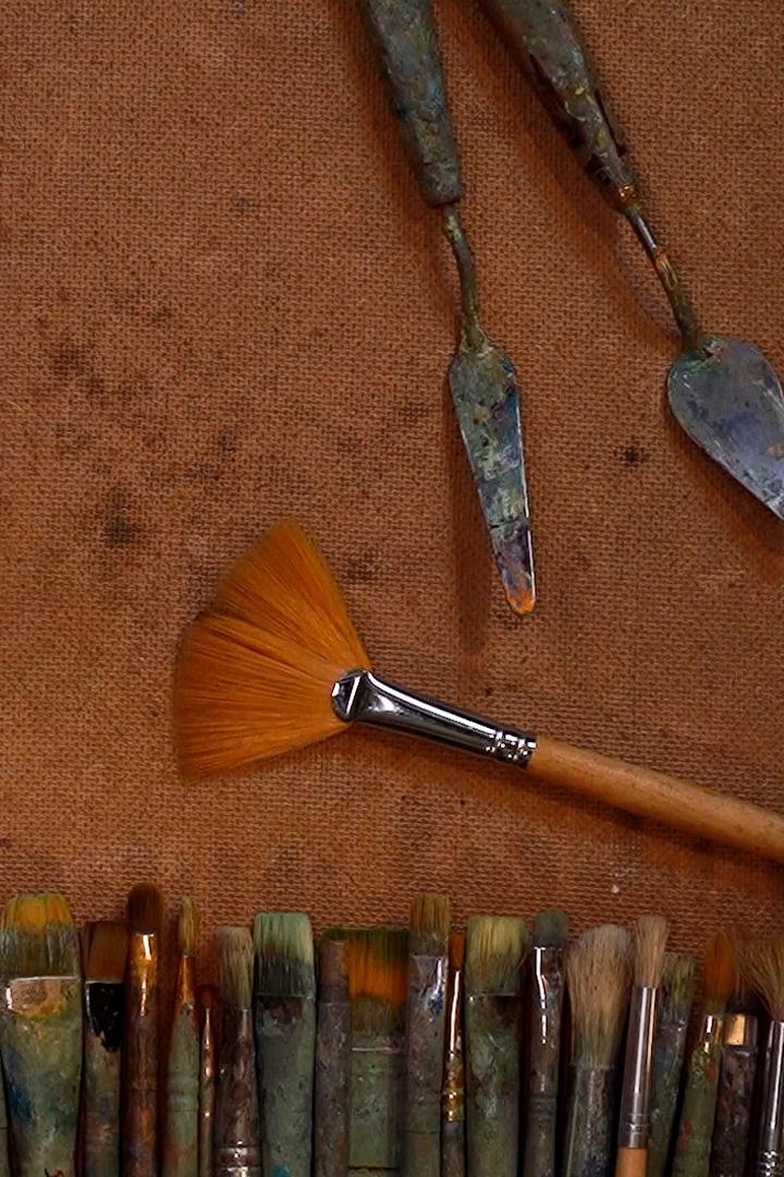 На холсте – отвага (na-holste-otvaga) Документальный фильм