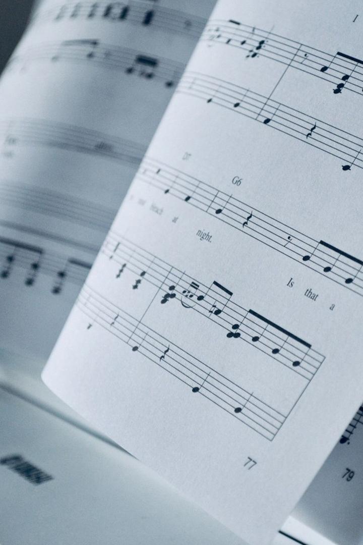 Рождественская песня. Дуэт Алхимия (rozhdestvenskaja-pesnja-duet-alhimija) Музыка