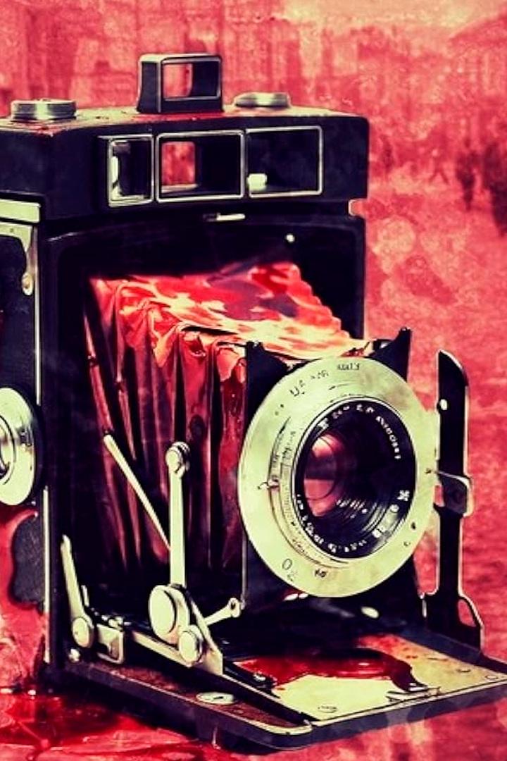 Fotografii insangerate (fotografii-insangerate) Документальный фильм