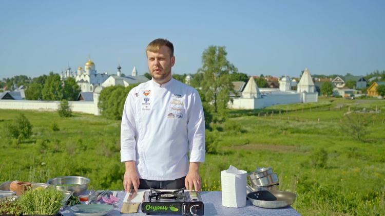 Постер Рецепт Суздаля: судак с тыквой, томлеными огурцами и варенье из огурцов