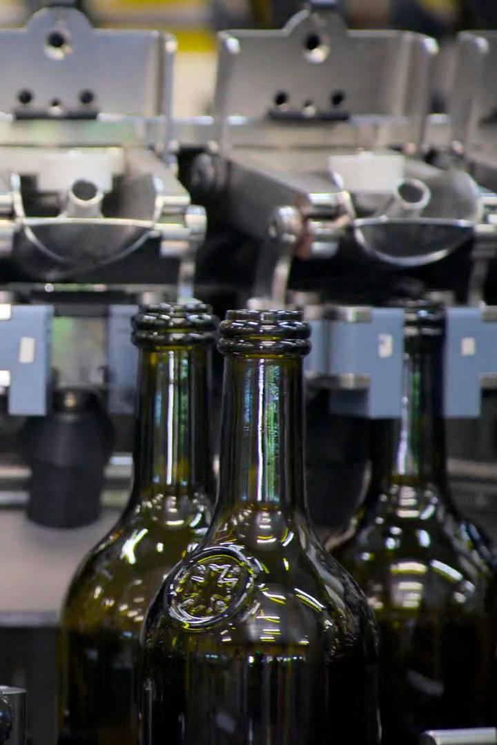 Производство напитка Пастис (proizvodstvo-napitka-pastis) Документальный фильм