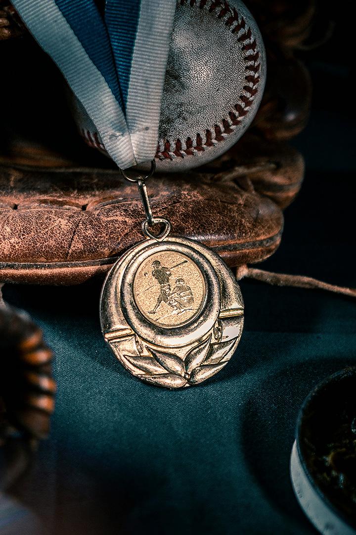Bir medal ortida (bir-medal-ortida) Досуг, хобби