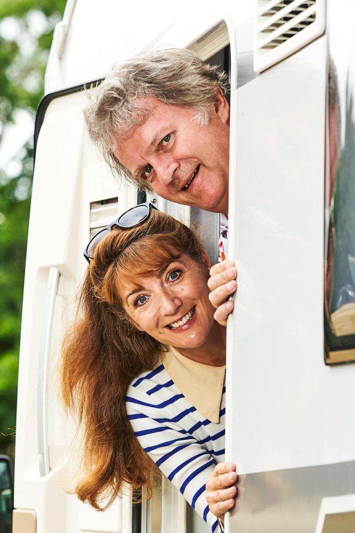 Motorhoming with Merton & Webster (motorhoming-with-merton-webster) Документальный сериал