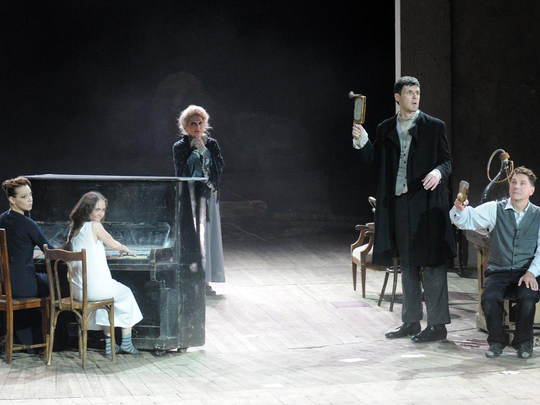 Дядя Ваня (djadja-vanja) Спектакль