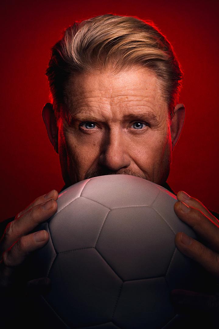 Schmeichel (schmeichel) Документальный фильм