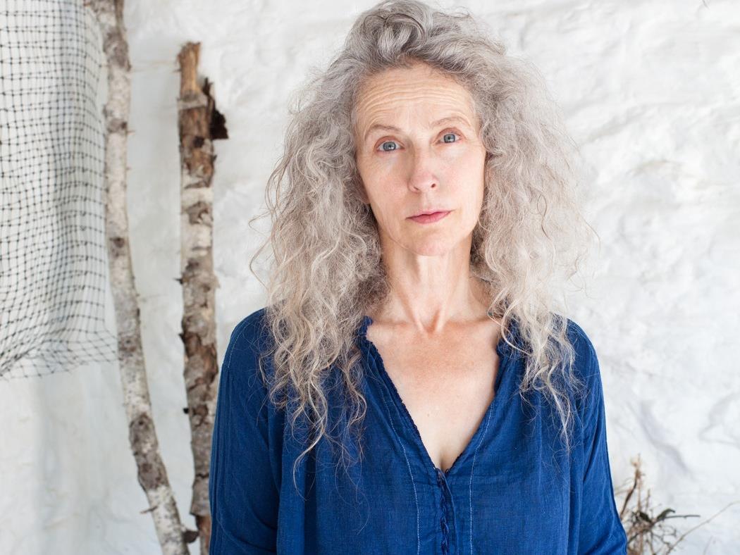 Das Universum der Künstlerin Kiki Smith (das-universum-der-knstlerin-kiki-smith) Документальный фильм