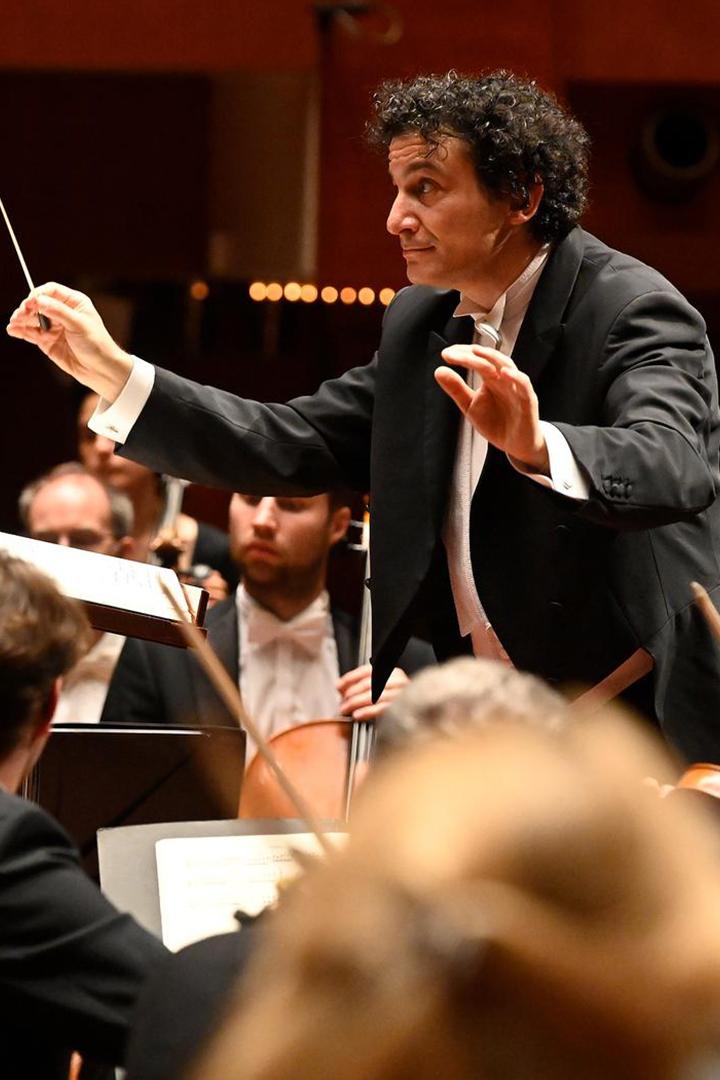 Das hr-Sinfonieorchester spielt … Sergej Rachmaninow: Sinfonische Tänze (das-hr-sinfonieorchester-spielt-sergej-rachmaninow-sinfonische-tnze) Музыка