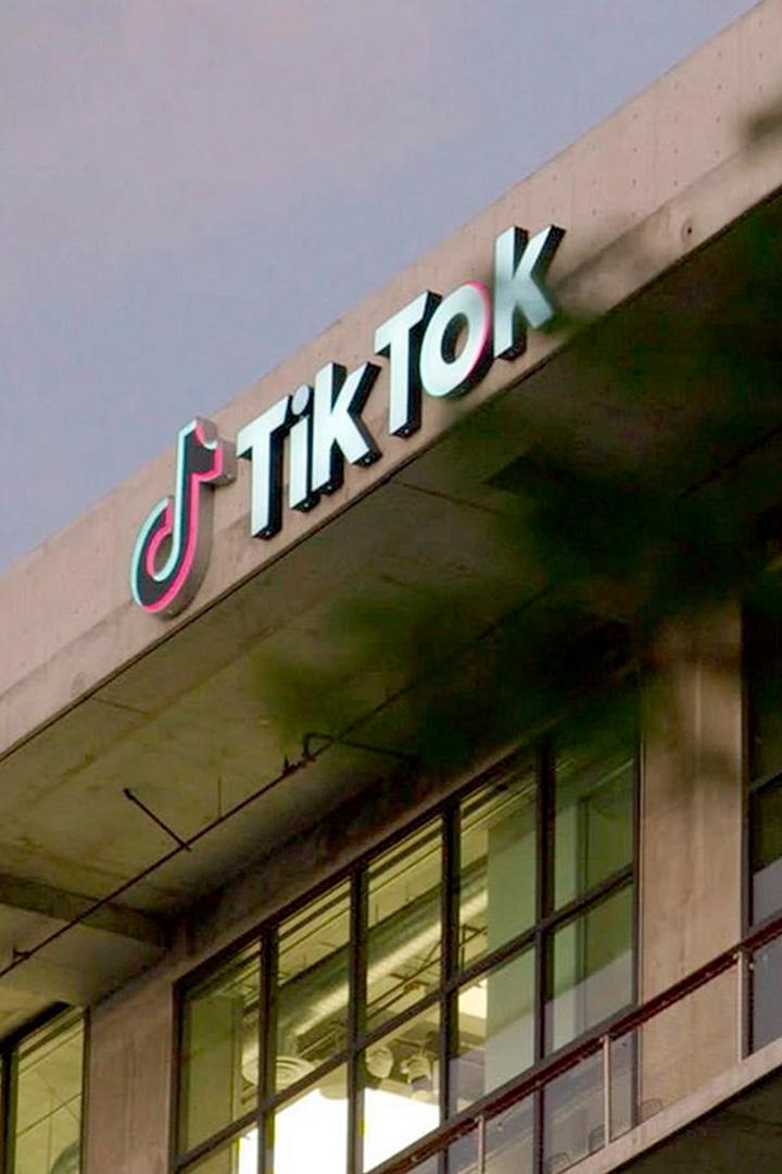 Tiktok, un réseau sous influence (tiktok-un-rseau-sous-influence) Документальный сериал