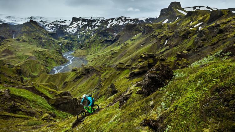 Постер Iceland Traverse. Маунтинбайк