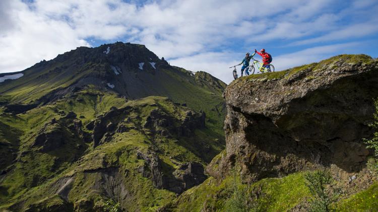 Постер Iceland Traverse. Маунтинбайк