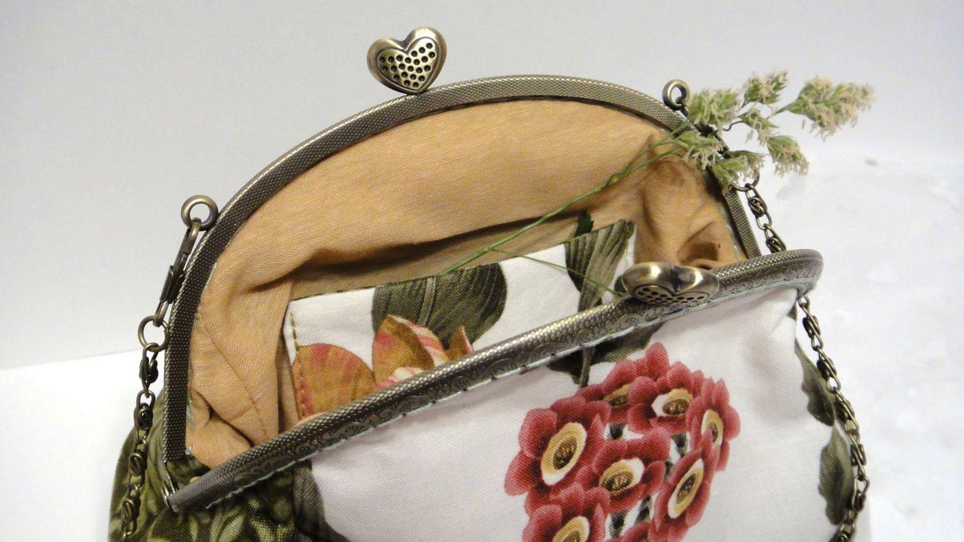 Женская сумочка-зеркало души (zhenskaja-sumochka-zerkalo-dushi) Документальный фильм