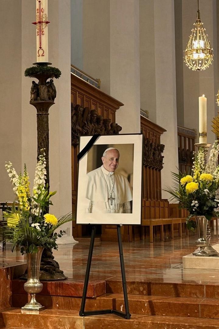 Zum Tode von Papst Franziskus (zum-tode-von-papst-franziskus) Другое