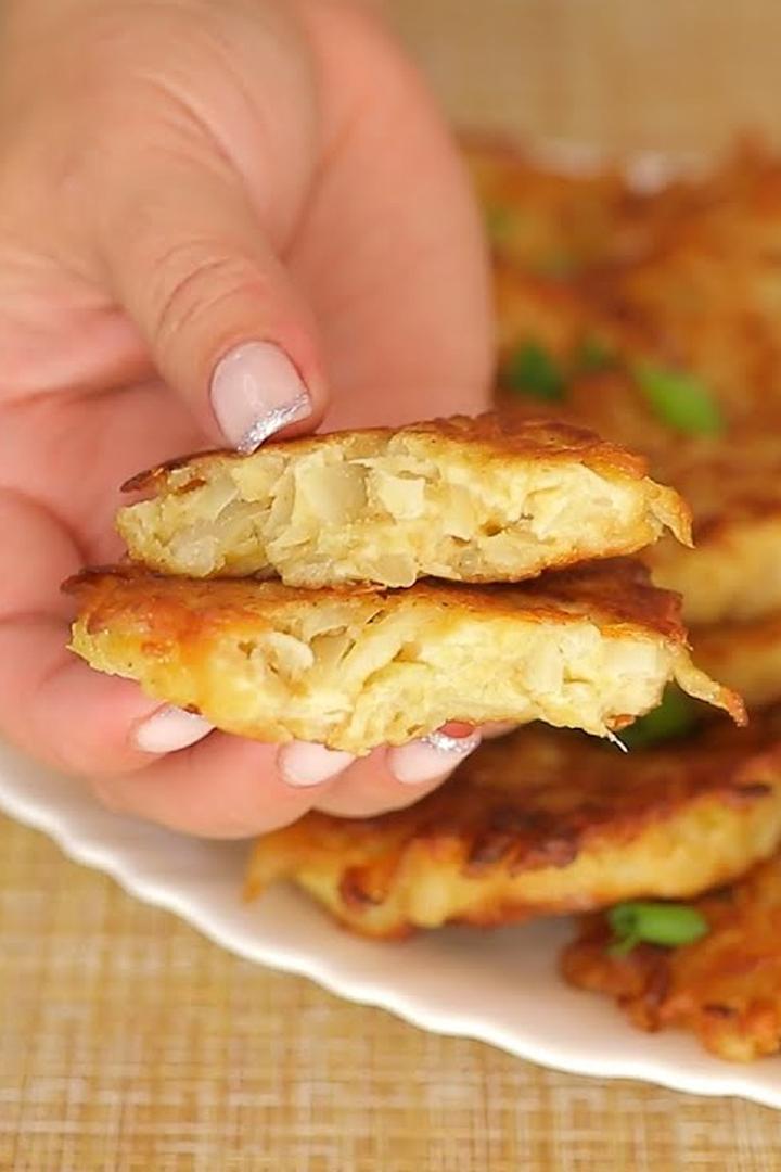 Самые нежные и вкусные оладьи из капусты (samye-nezhnye-i-vkusnye-oladi-iz-kapusty) Досуг, хобби