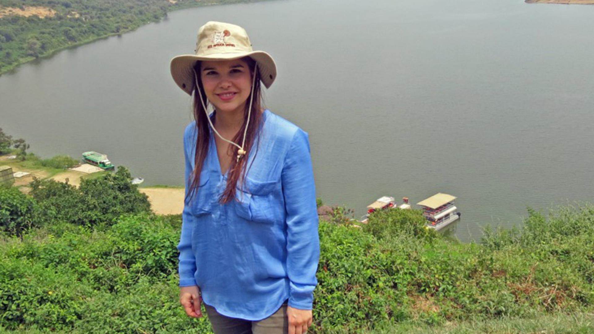 Анна и её дикие животные (anna-i-ee-dikie-zhivotnye) Документальный сериал