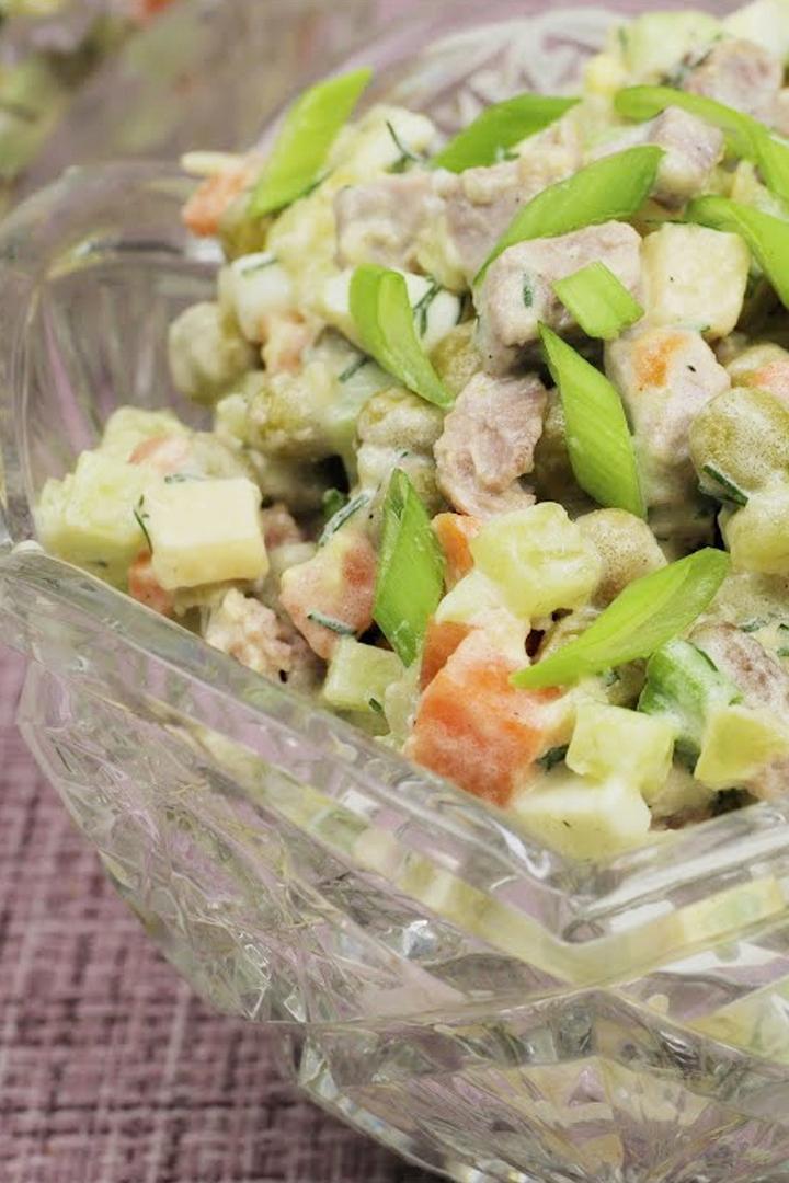 Целый тазик оливье с мясом (tselyj-tazik-olive-s-mjasom) Досуг, хобби