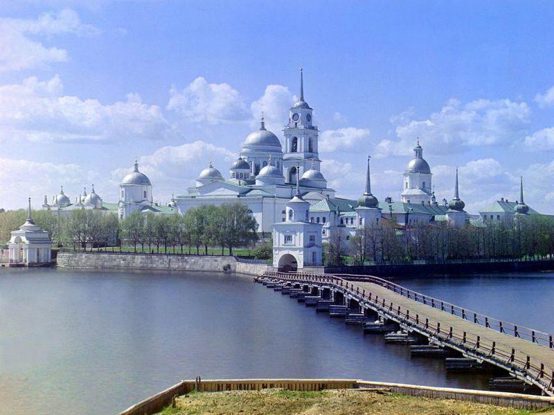 Нило-Столобенская пустынь. Остров духовного утешения (nilo-stolobenskaja-pustyn-ostrov-duhovnogo-uteshenija) Документальный фильм