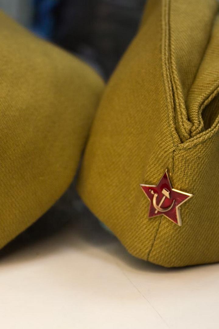 С Днём Победы! Праздничный концерт на Поклонной горе (s-dnem-pobedy-prazdnichnyj-kontsert-na-poklonnoj-gore) Музыка
