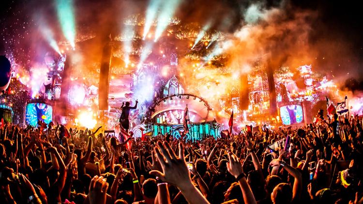 Постер Tomorrow Land 2016