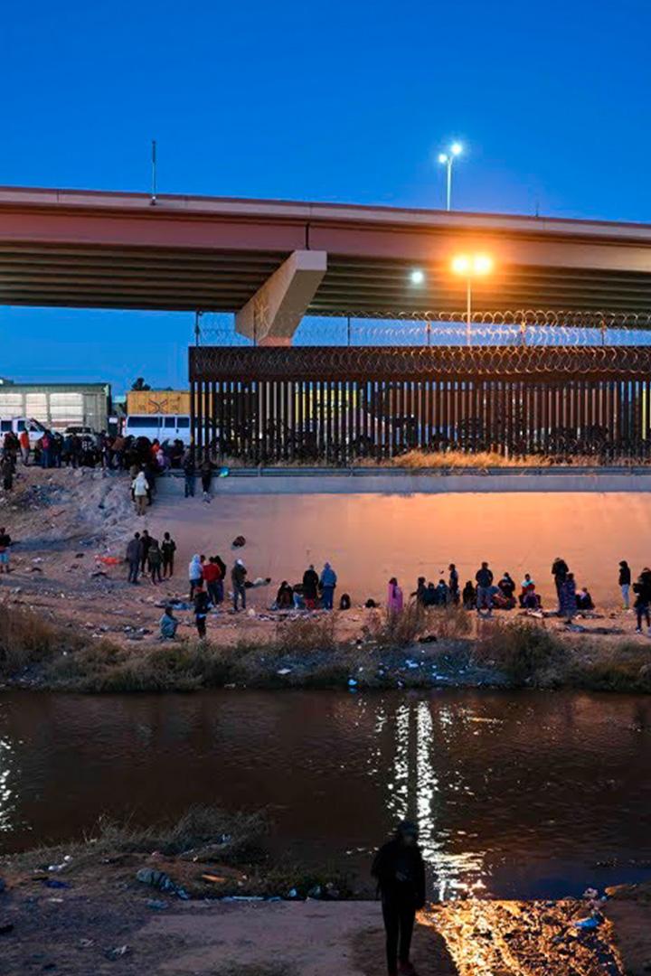 Как интервенционизм США создал миграционный кризис (kak-interventsionizm-ssha-sozdal-migratsionnyj-krizis) Документальный фильм