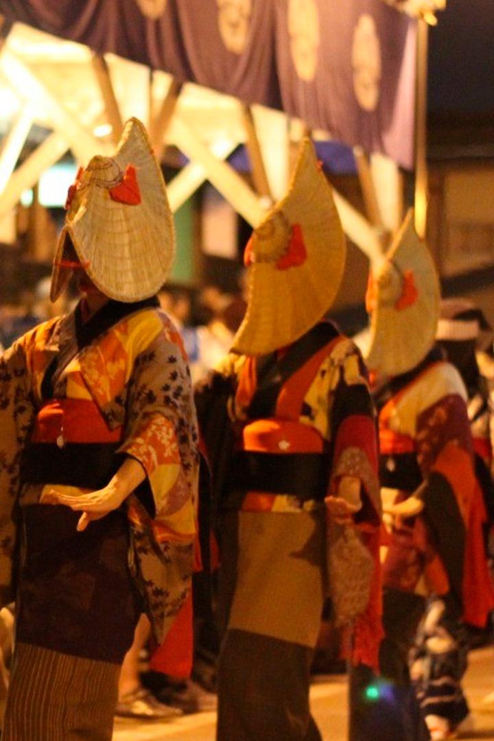 Nishimonai Bon Odori, o tradiție de familie (nishimonai-bon-odori-o-tradiie-de-familie) Досуг, хобби