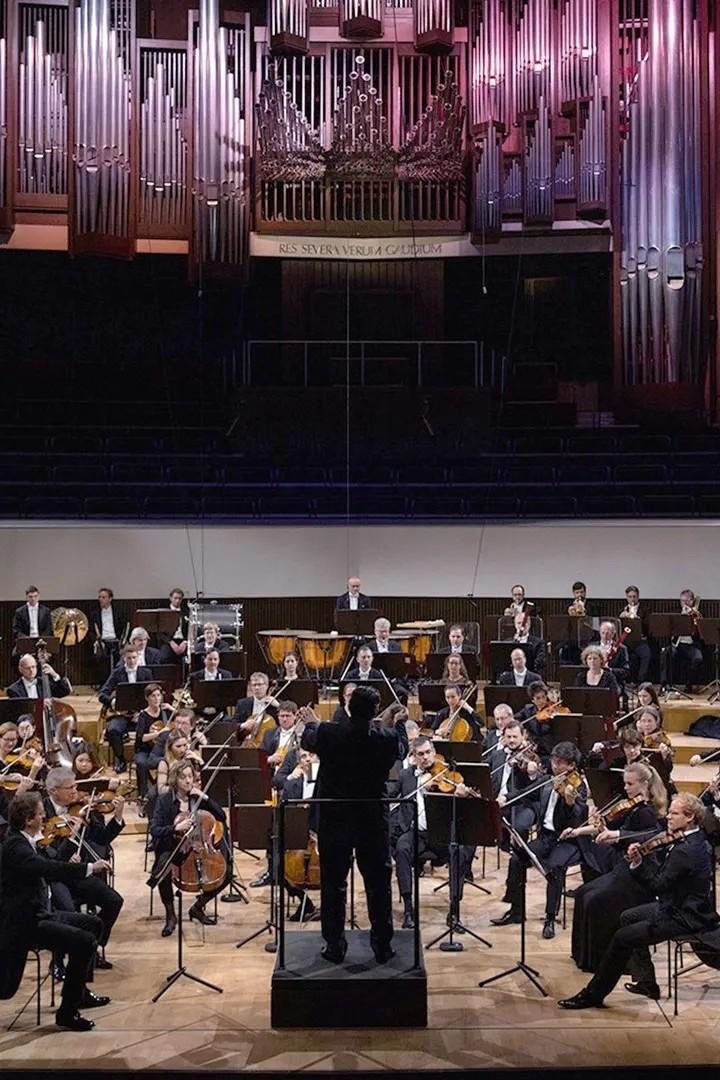 Tschaikowsky: Symphonie Nr. 1 «Winterträume» (tschaikowsky-symphonie-nr-1-wintertrume) Музыка