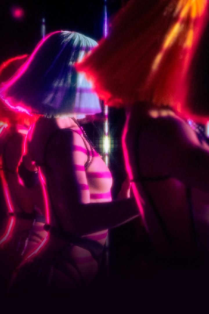 Crazy Horse, un cabaret nommé désir (crazy-horse-un-cabaret-nomm-dsir) Документальный фильм