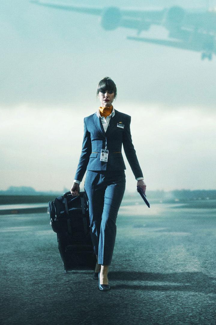 В полёте (v-polete) Сериал 2025
