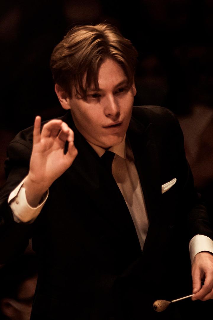 Парижский оркестр, Клаус Мякеля: Копланд, Коннессон, Гершвин, Тауэр, Варез (parizhskij-orkestr-klaus-mjakelja-kopland-konnesson-gershvin-tauer-varez) Музыка