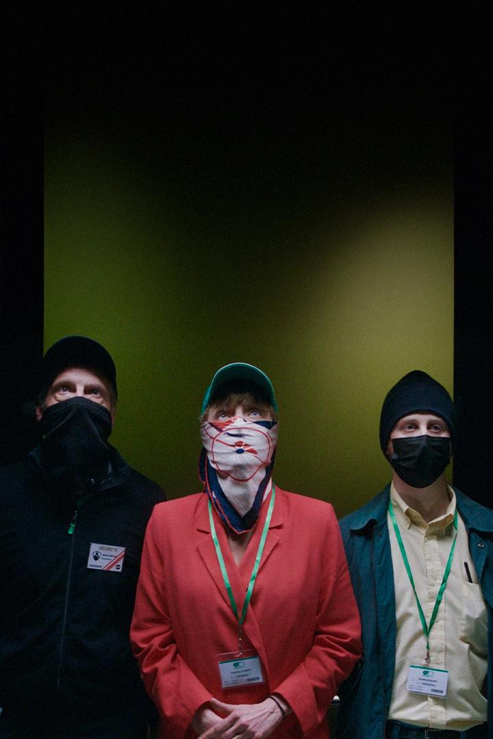 Adieu bureau (adieu-bureau) Фильм 2024