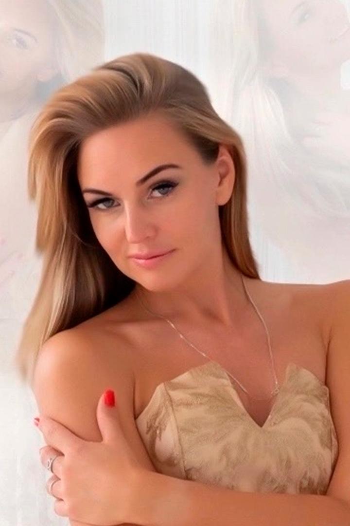 Наташа МальДива. Обнимай меня нежно (natasha-maldiva-obnimaj-menja-nezhno) Музыка