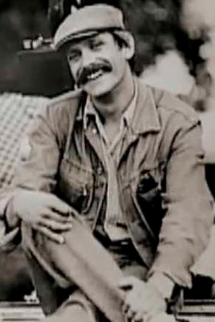 Никита Михалков. Сами с усами (nikita-mihalkov-sami-s-usami) Документальный фильм