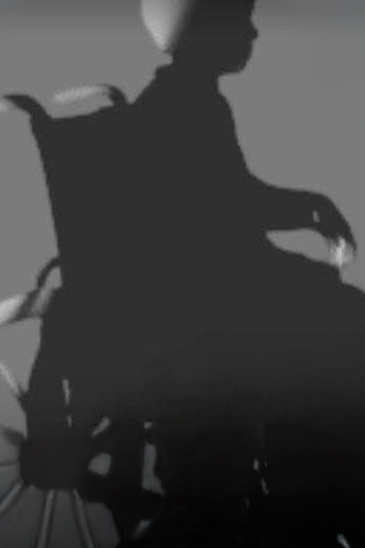 Нурамандын ак чатыры (nuramandyn-ak-chatyry) Спектакль