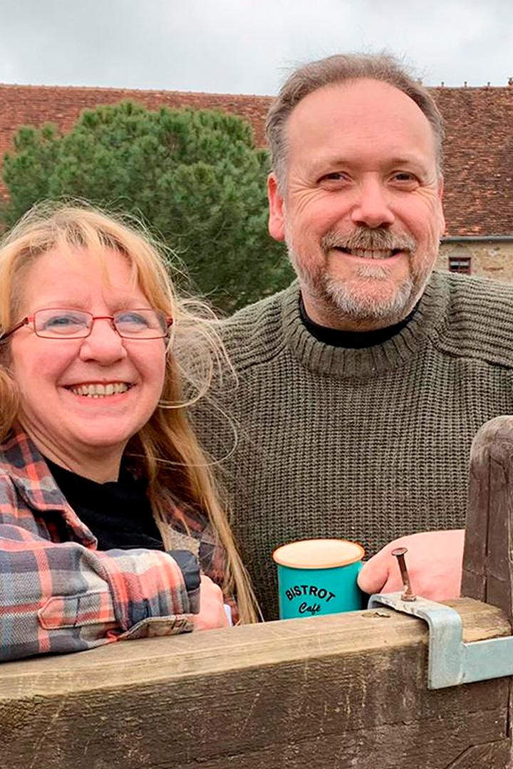 Help! We Bought a Village (help-we-bought-a-village) Досуг, хобби