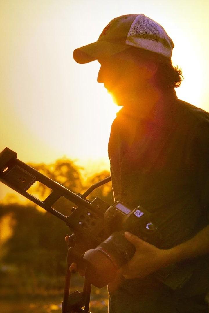 Armed Only With a Camera: The Life and Death of Brent Renaud (armed-only-with-a-camera-the-life-and-death-of-brent-renaud) Документальный фильм