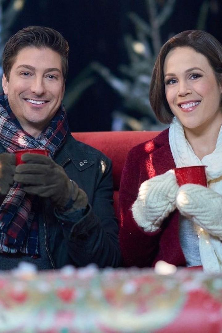 Санта, скажи мне (santa-skazhi-mne) Фильм 2024