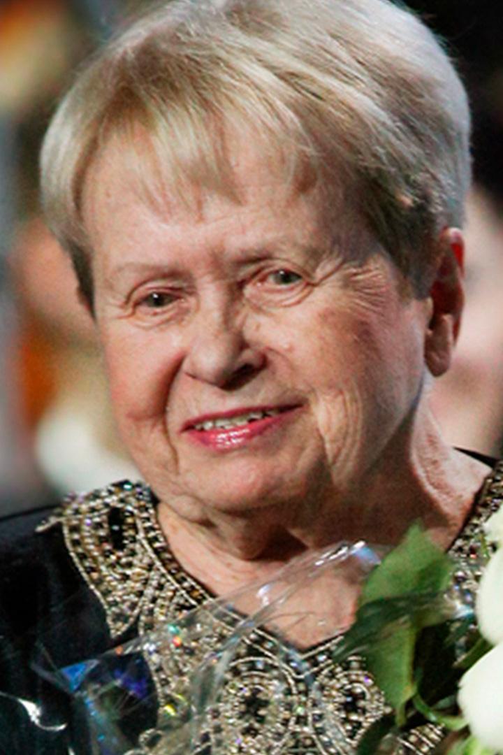 Александра Пахмутова. Отвечу за каждую ноту (aleksandra-pahmutova-otvechu-za-kazhduju-notu) Документальный фильм