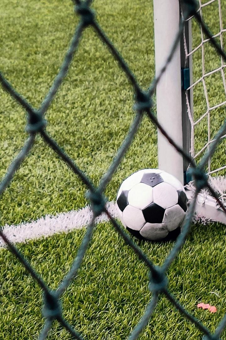 Поле битвы. «Реал Мадрид» против «Барселоны» (pole-bitvy-real-madrid-protiv-barselony) Документальный фильм