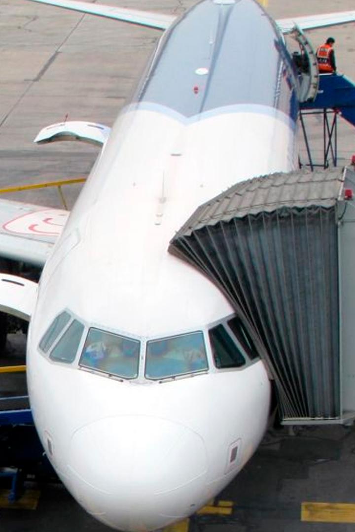 Служба безопасности аэропорта 3: Перу (sluzhba-bezopasnosti-aeroporta-3-peru) Документальный сериал