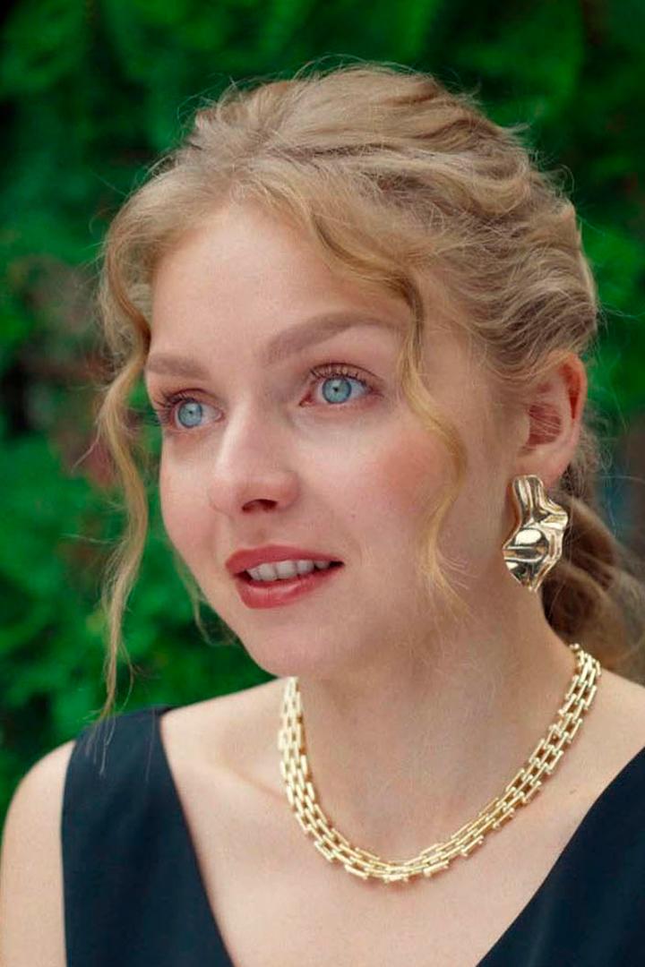 Между голосом и эхом (mezhdu-golosom-i-ehom) Фильм 2025