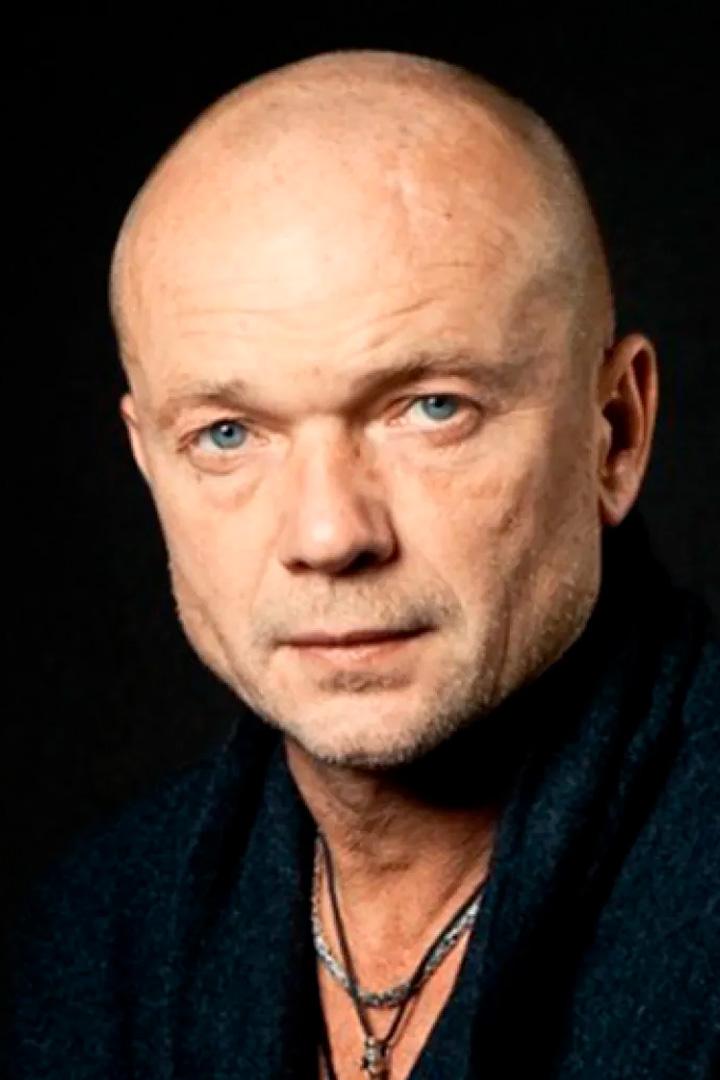 Андрей Смоляков. Против течения (andrej-smoljakov-protiv-techenija) Документальный фильм