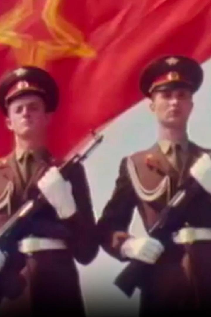 Несокрушимая и легендарная (nesokrushimaja-i-legendarnaja) Документальный сериал