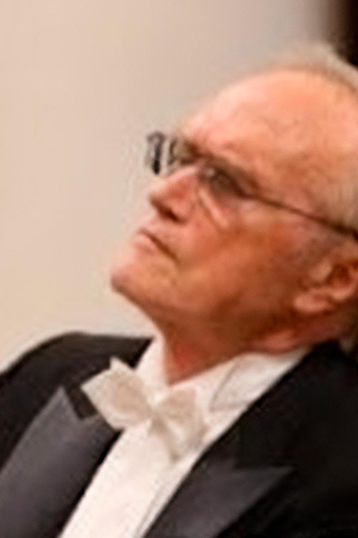 Вольфганг Амадей Моцарт. Симфония № 40. Академический симфонический оркестр Санкт-Петербургской филармонии. Дирижёр Александр Дмитриев (volfgang-amadej-motsart-simfonija-40-akademicheskij-simfonicheskij-orkestr-sankt-peterburgskoj-filarmonii-dirizher-aleksandr-dmitriev) Музыка