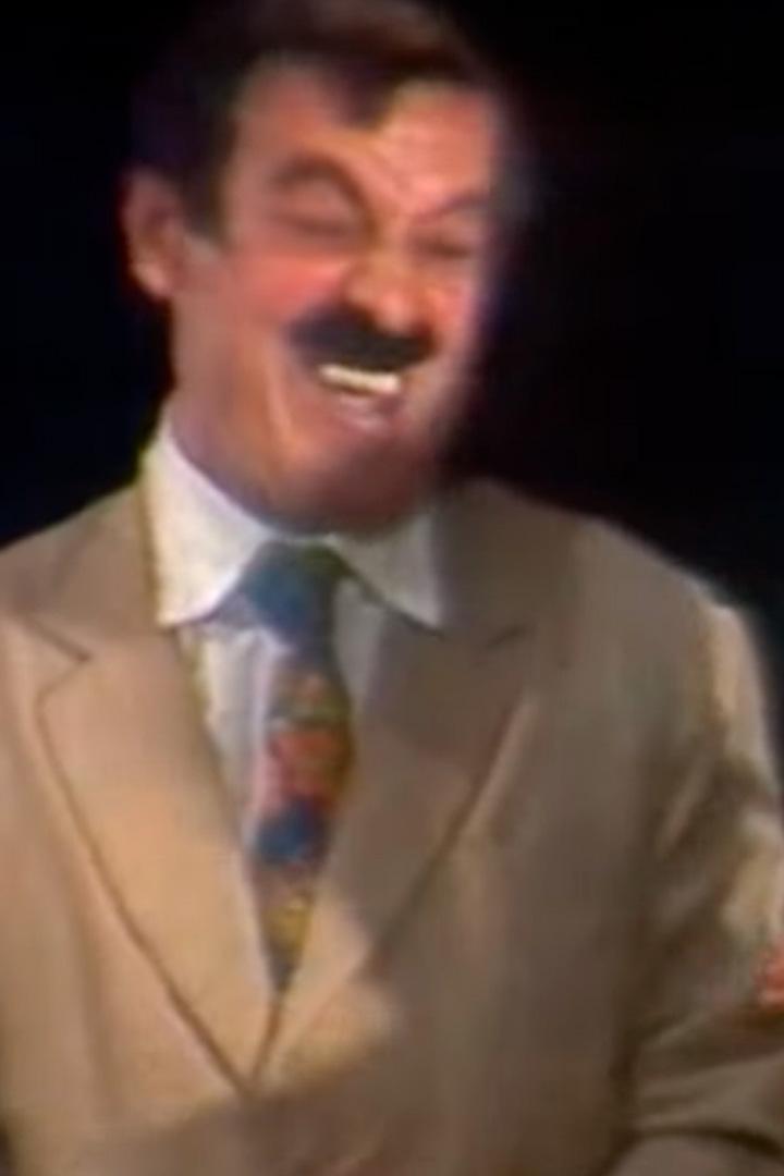 Սեր Աստղերի Տակ Спектакль