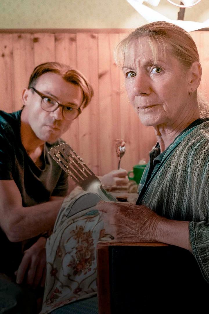 Kopftuchmafia: Ein Stinatz Krimi (kopftuchmafia-ein-stinatz-krimi) Фильм 2024