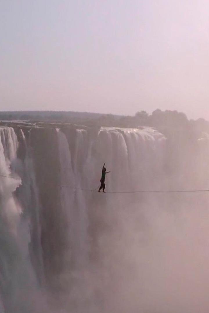 Гремящий дым (gremjaschij-dym) Документальный фильм