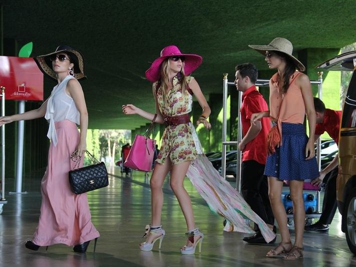 РОМКОМ. Холостякам тут не место (romkom-holostjakam-tut-ne-mesto) Фильм 2013