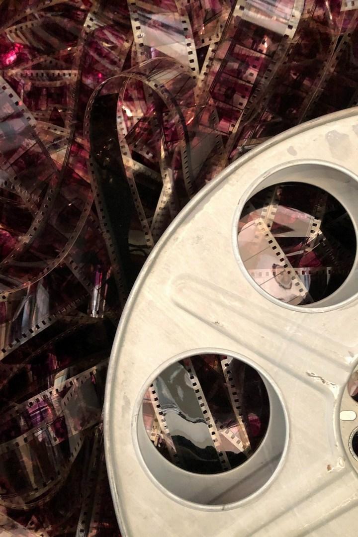 Социальная дистанция (sotsialnaja-distantsija) Фильм 2025