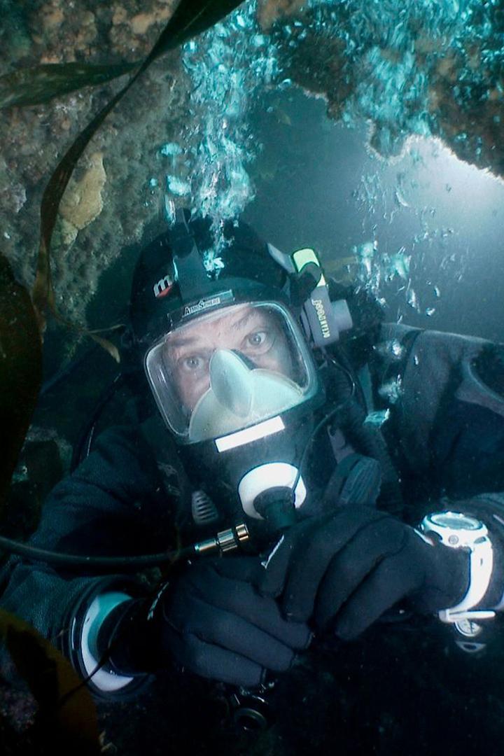 Hundidos (hundidos) Документальный сериал